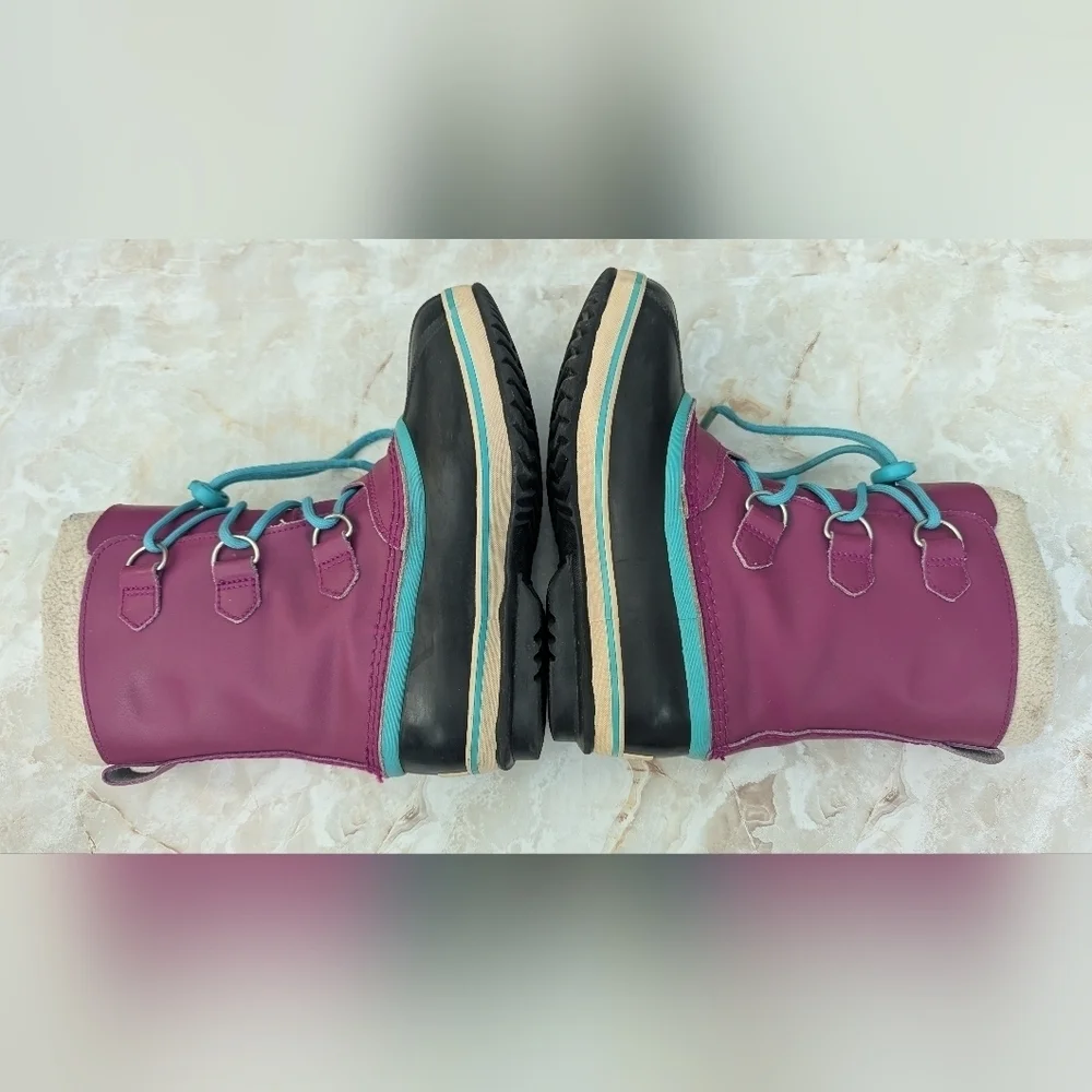 SOREL Snow Boots Waterproof  Woman's Sz 4